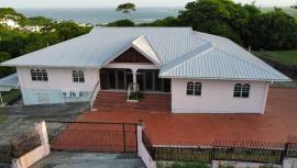 Six bedroom house, Signal Hill