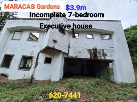 Incomplete Executive Maracas home