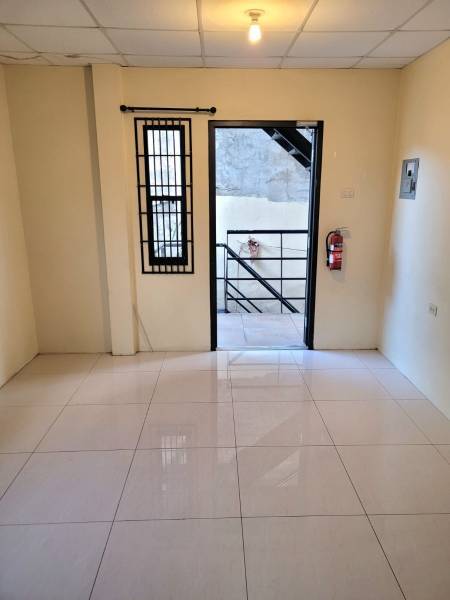 Champs Fleurs 1 Bedroom Unfurnished Apt For Rent 